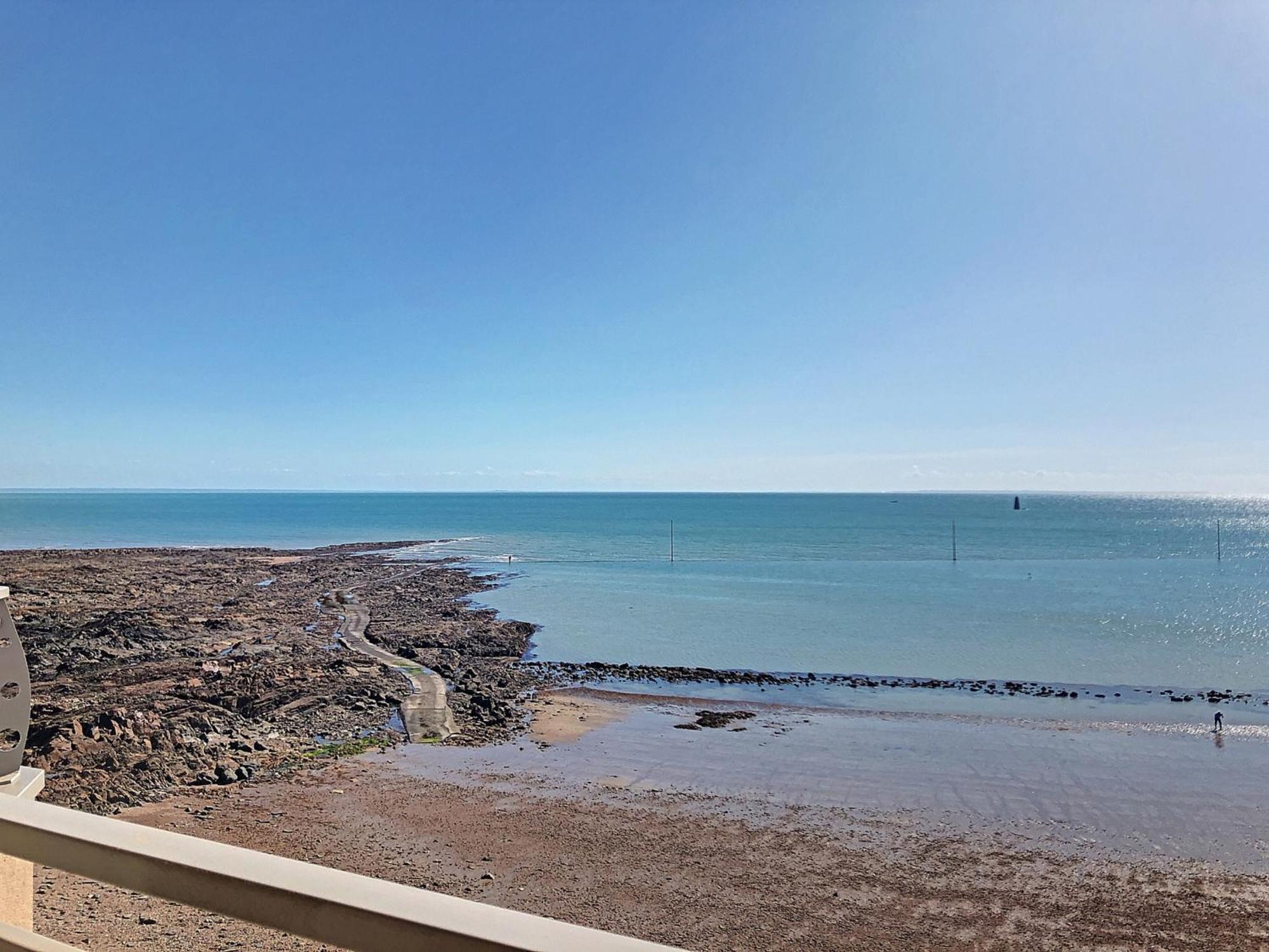 Appartement Avec Balcon, Proche Des Plages Et Commerces - Fr-1-361-89 Granville Exteriör bild