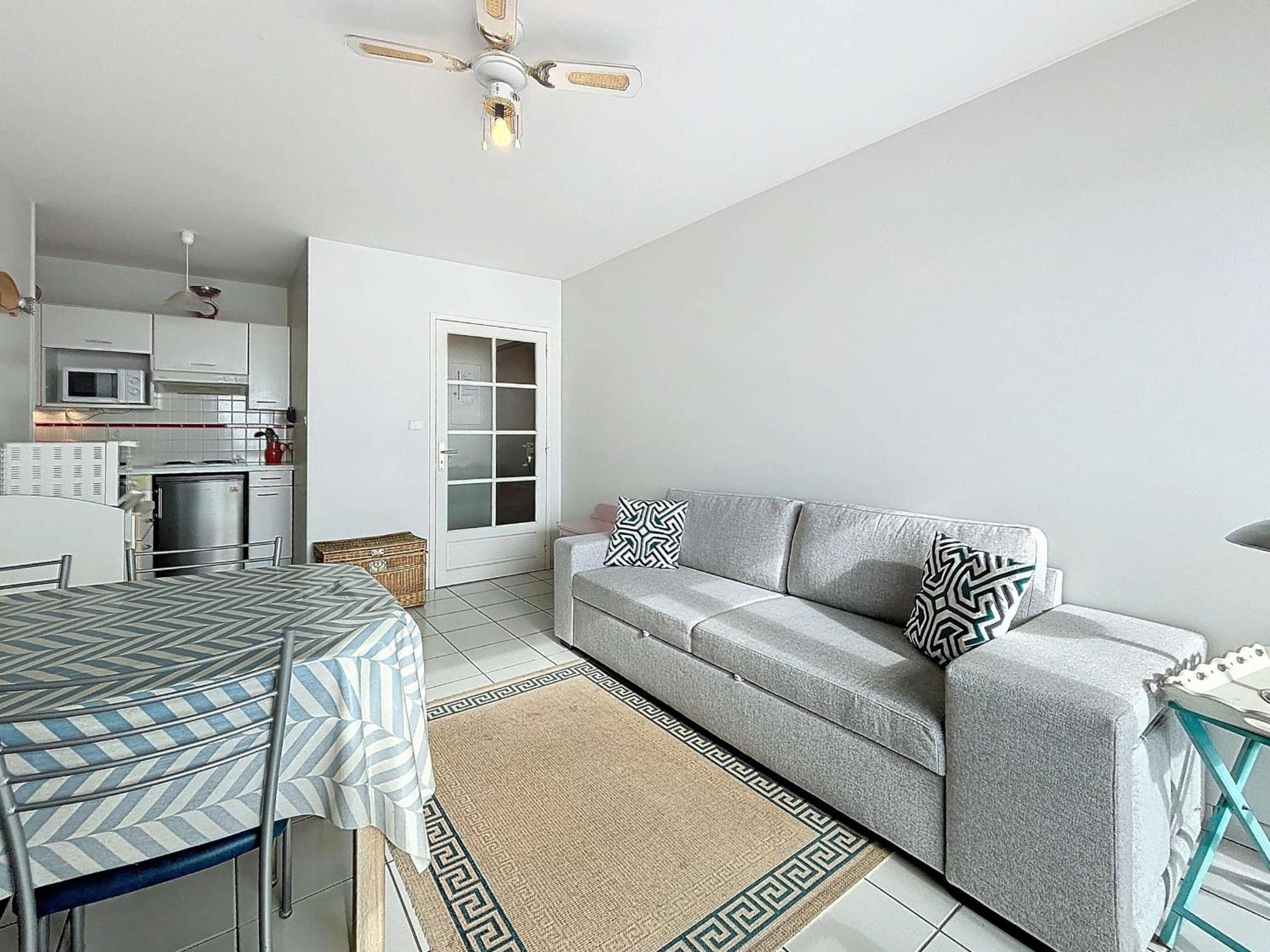 Appartement Avec Balcon, Proche Des Plages Et Commerces - Fr-1-361-89 Granville Exteriör bild